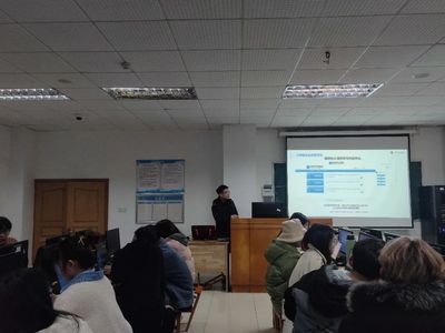 信工院深化產(chǎn)教融合 聚焦軟件開發(fā)類項(xiàng)目實(shí)訓(xùn)與教育軟件研發(fā)新篇章